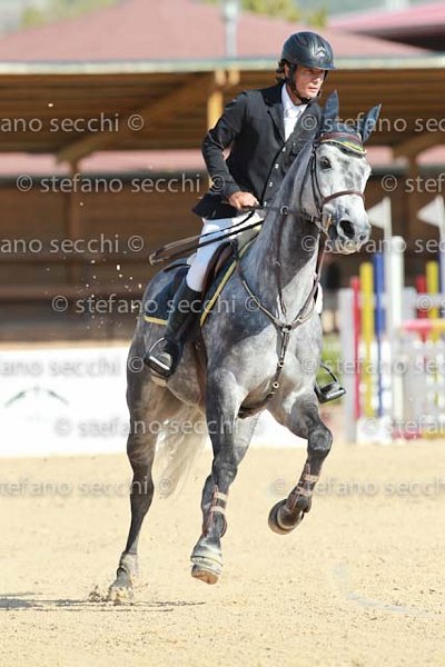 INSELVINI_SPRING_GIO CAV 2011_SS3_7448.jpg